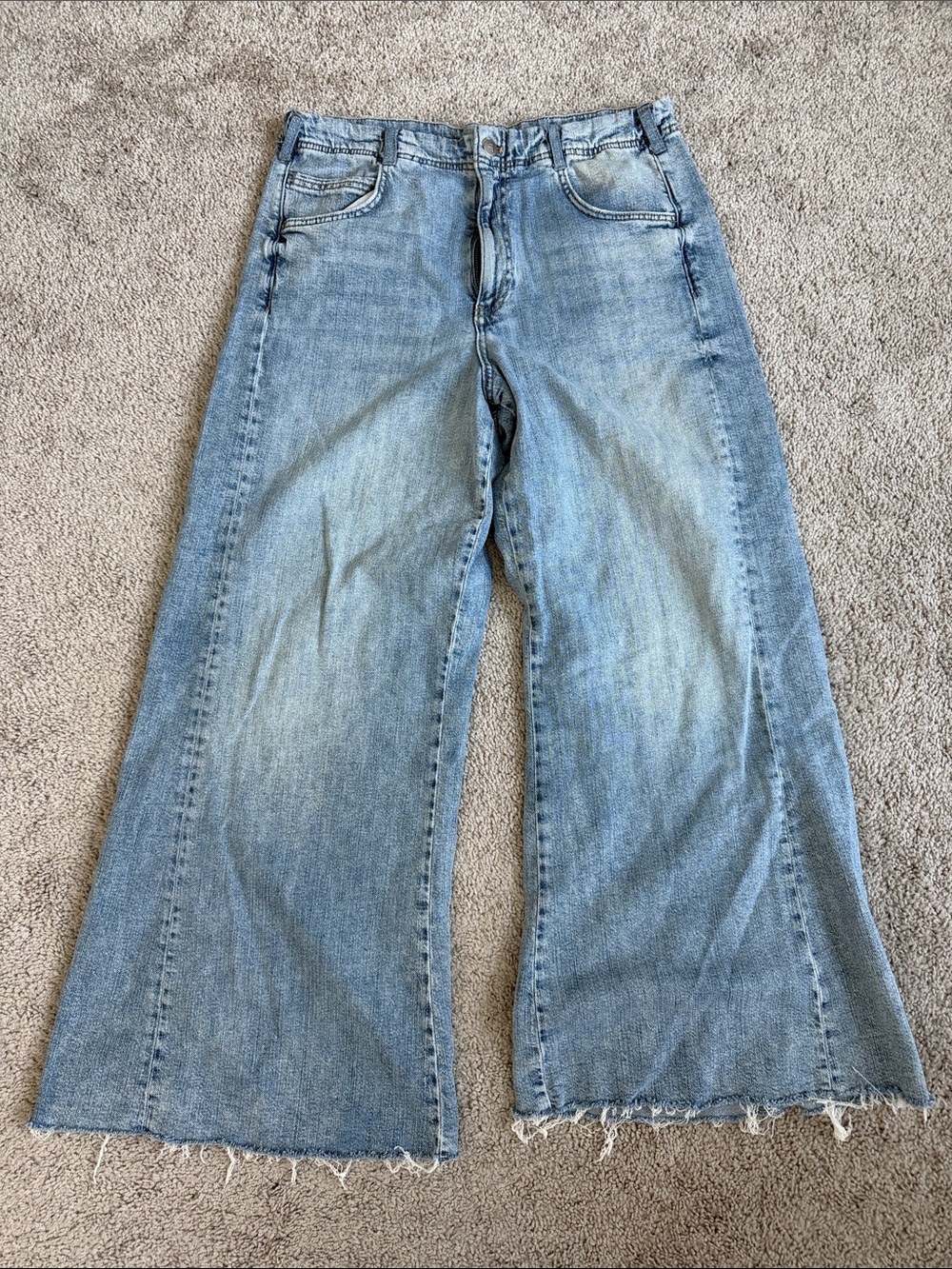 Anthropologie Pilcro Adi Mid Rise Flare Jeans Panel Raw Hem Light Wash Large